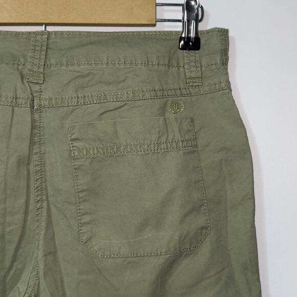 Izod Khaki green capri’s women’s size 6 - Picture 5 of 6